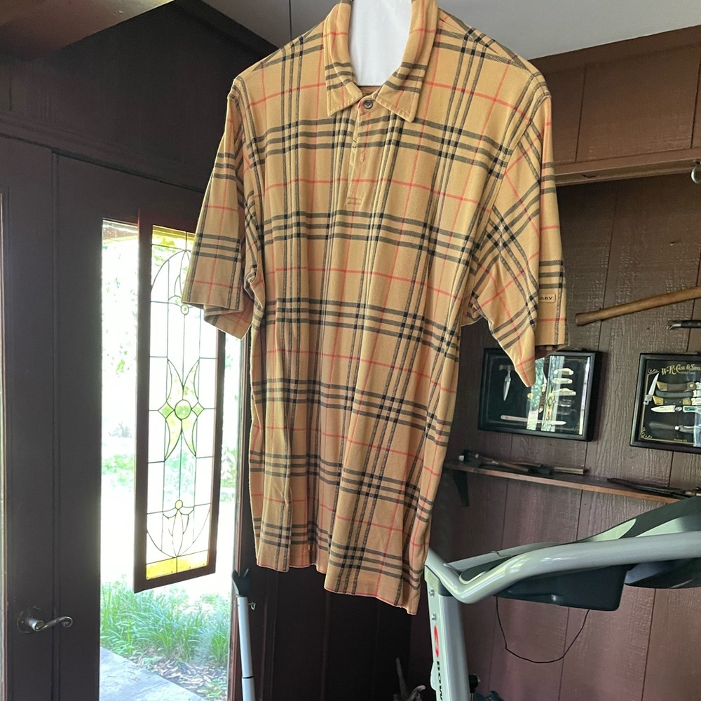 Burberry polo